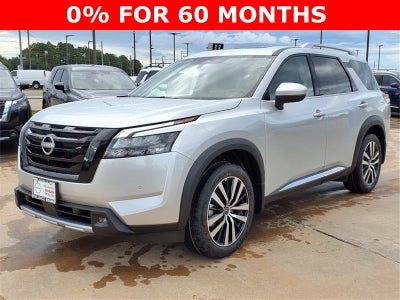 2025 Nissan Pathfinder Platinum
