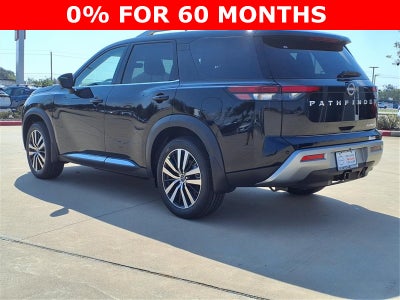 2025 Nissan Pathfinder Platinum