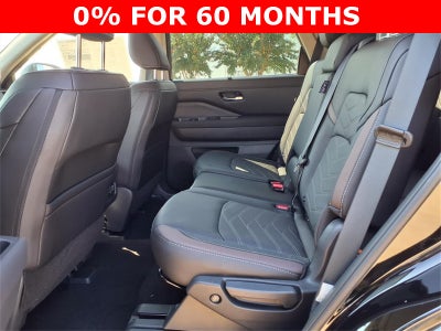 2025 Nissan Pathfinder Platinum