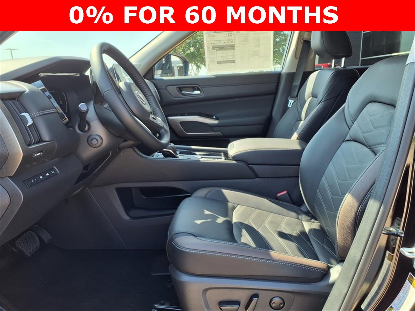 2025 Nissan Pathfinder Platinum