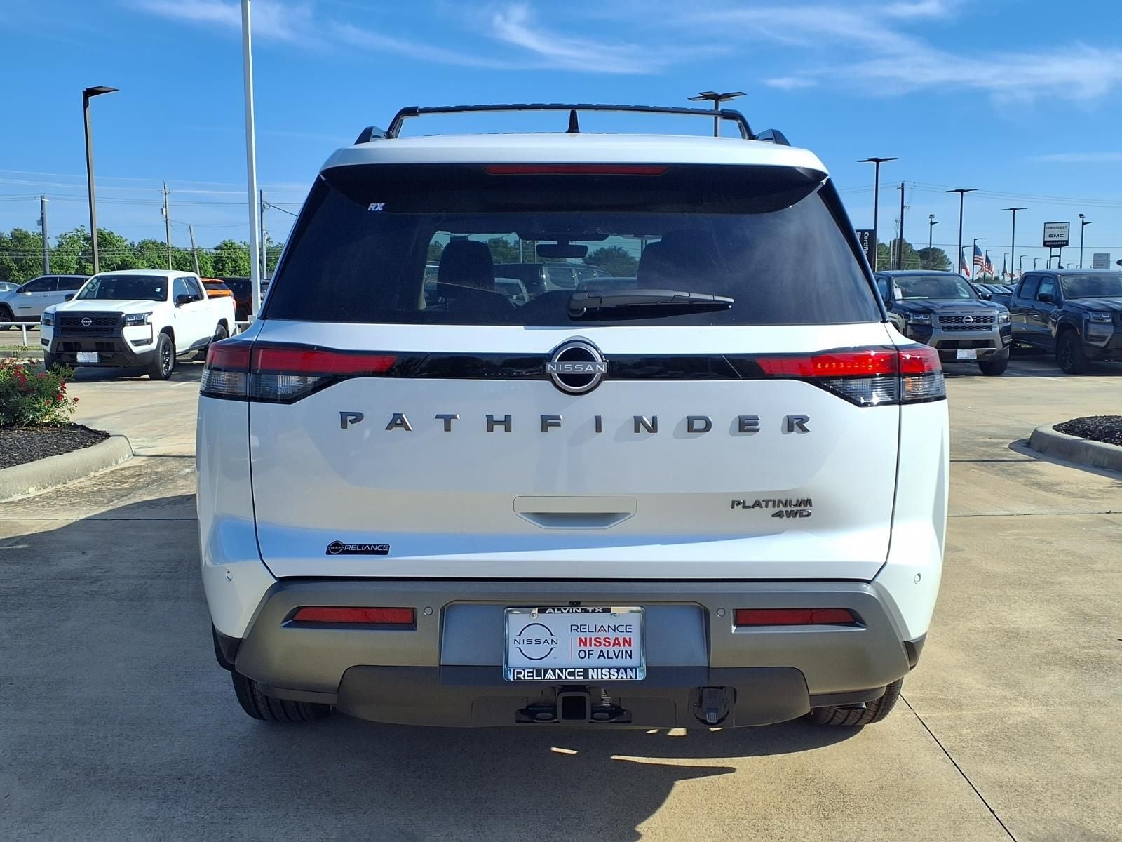 2026 Nissan Pathfinder Platinum
