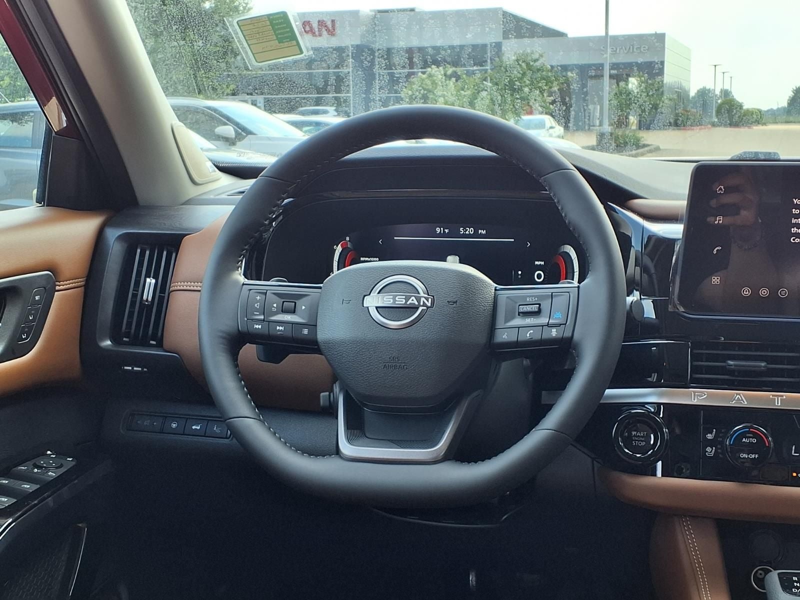 2026 Nissan Pathfinder Platinum