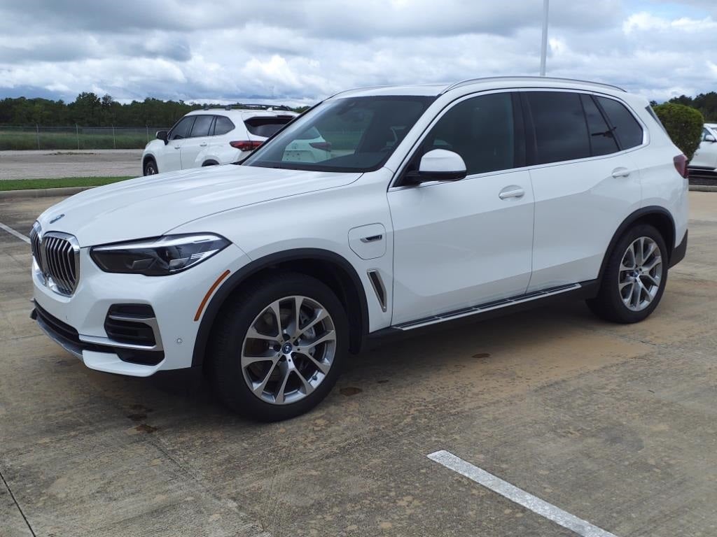 2023 BMW X5 xDrive45e