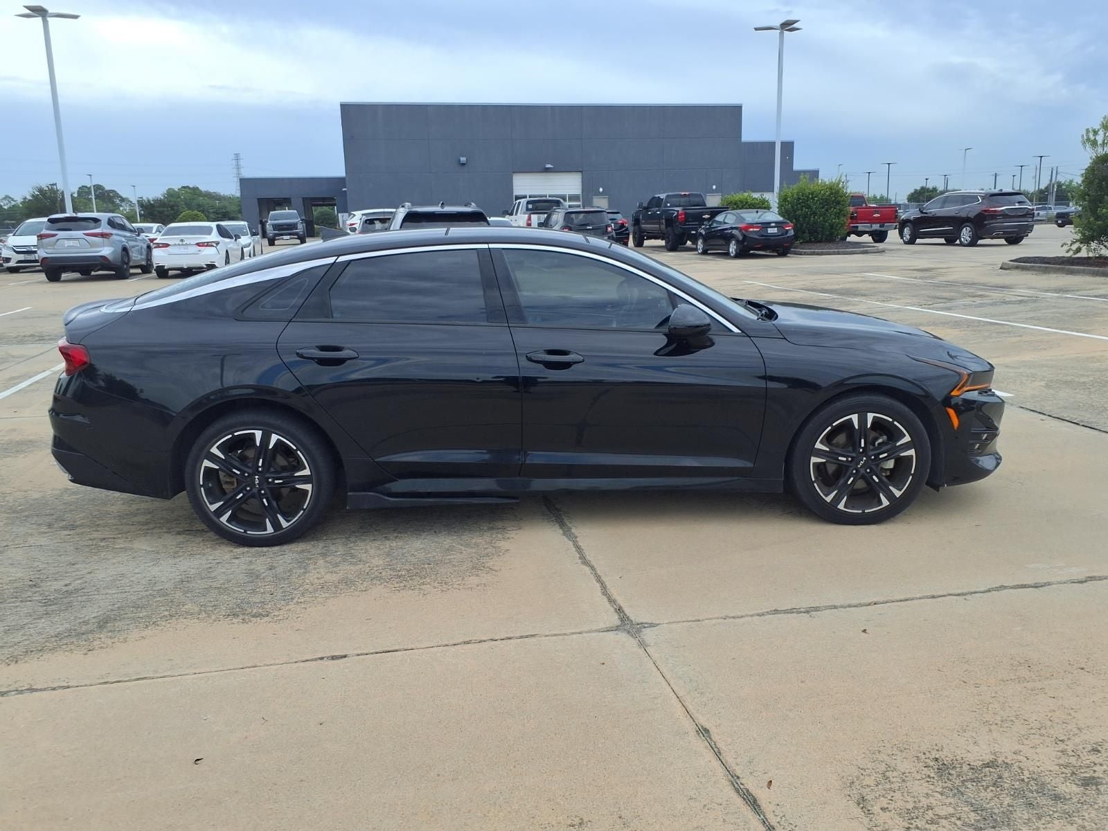 2022 Kia K5 GT-Line