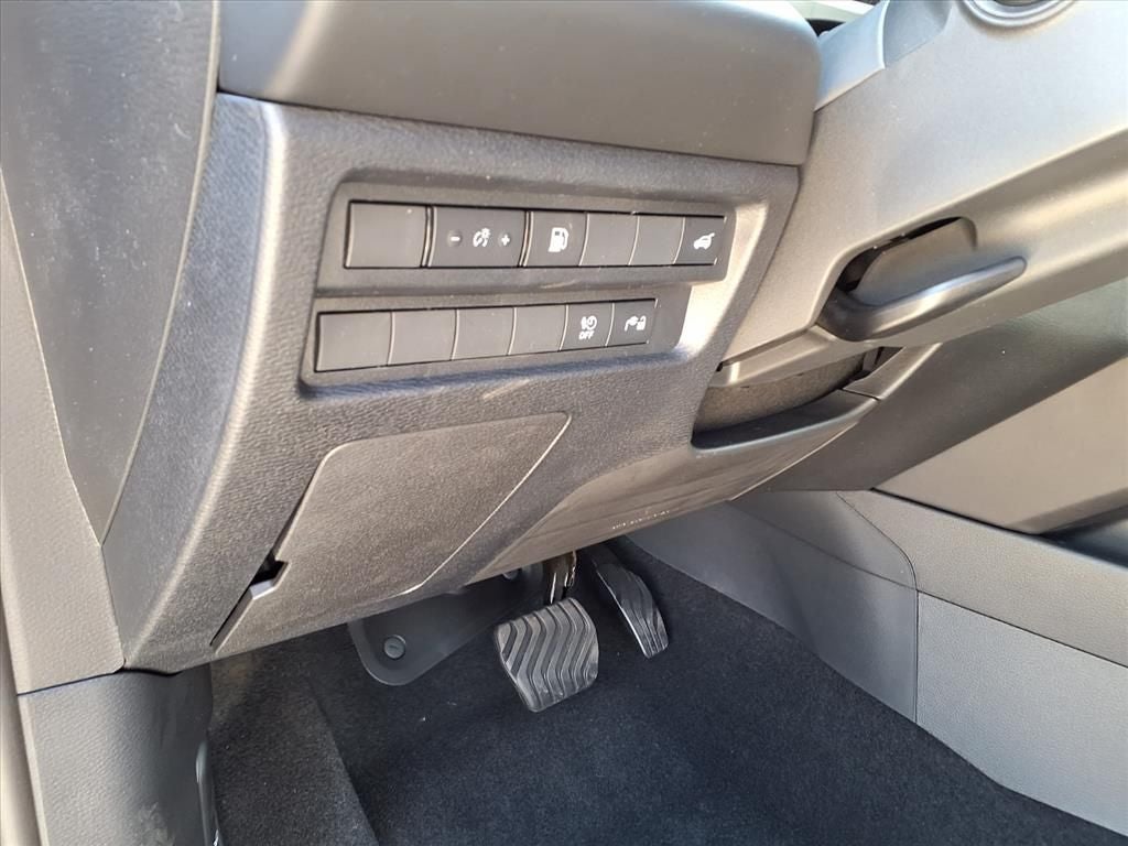 2026 Nissan Rogue SL