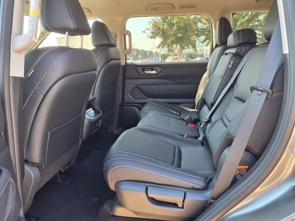 2026 Nissan Armada SV