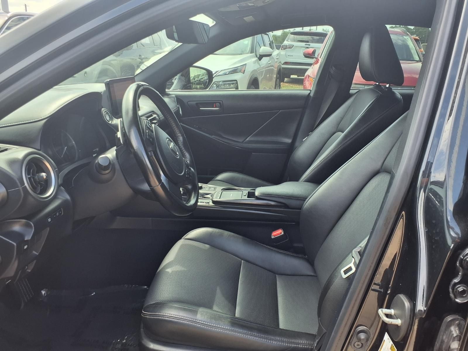 2021 Lexus IS 300