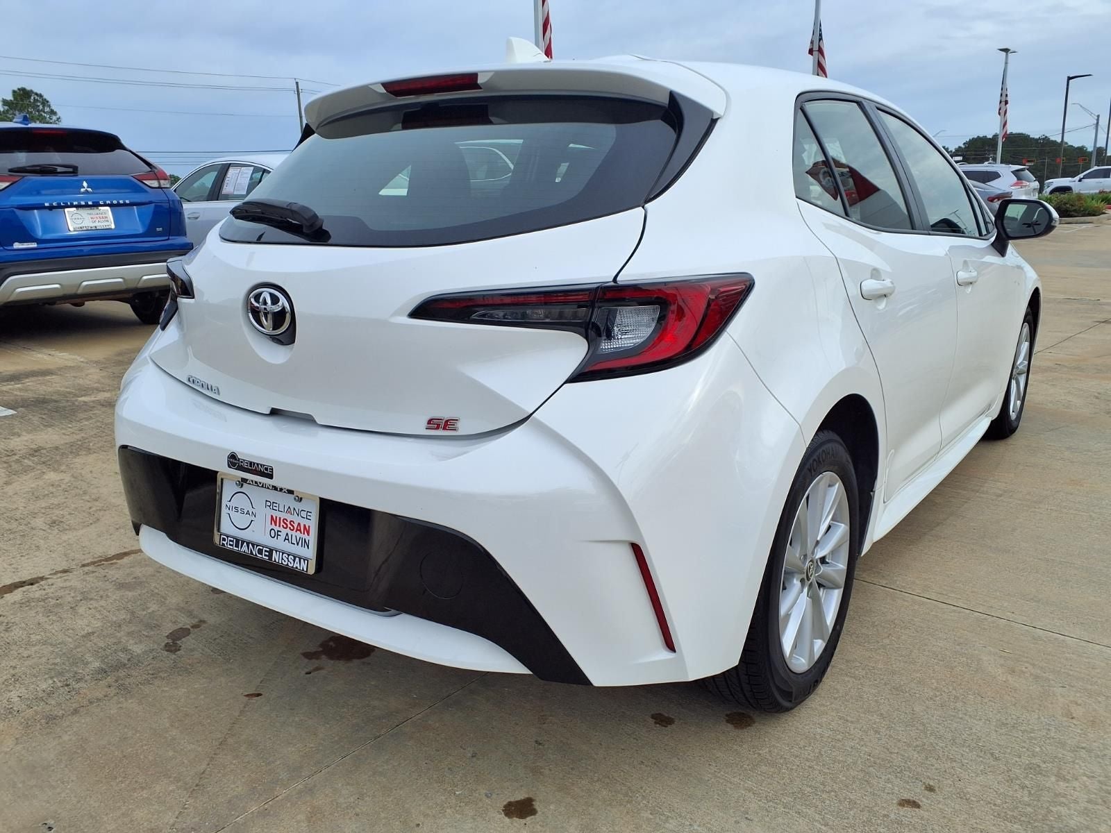 2025 Toyota Corolla Hatchback SE