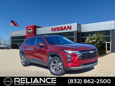 2025 Chevrolet Trax LT