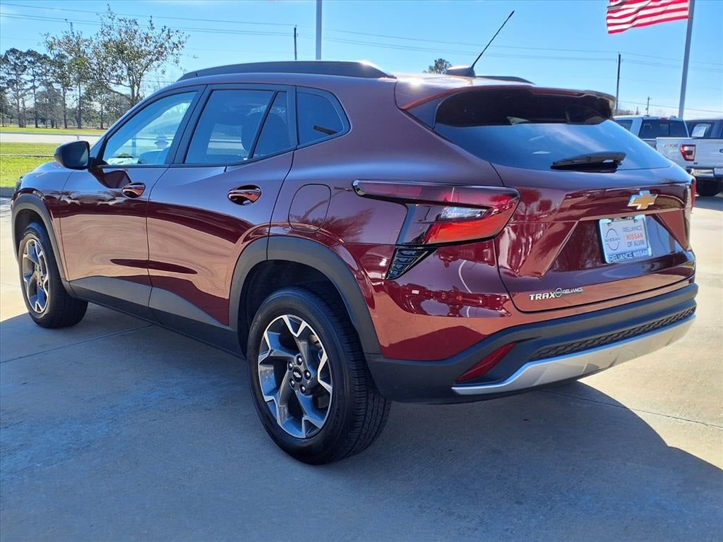 2025 Chevrolet Trax LT