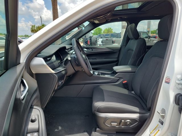 2026 Jeep Grand Cherokee L Laredo