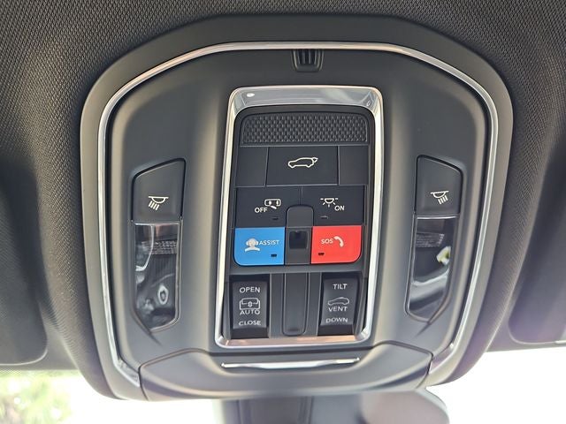 2026 Jeep Grand Cherokee L Laredo