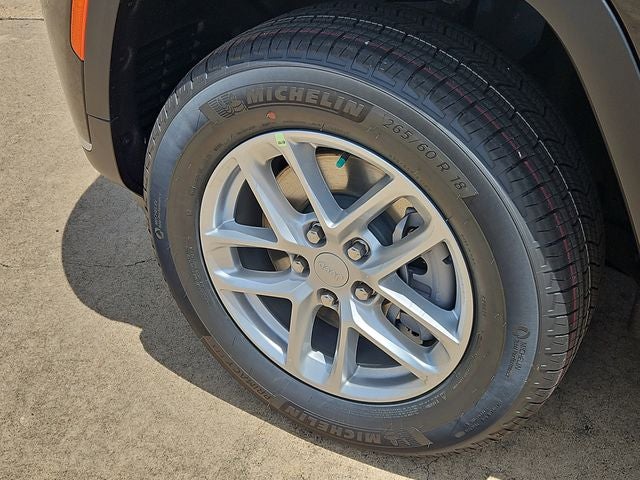 2026 Jeep Grand Cherokee L Laredo