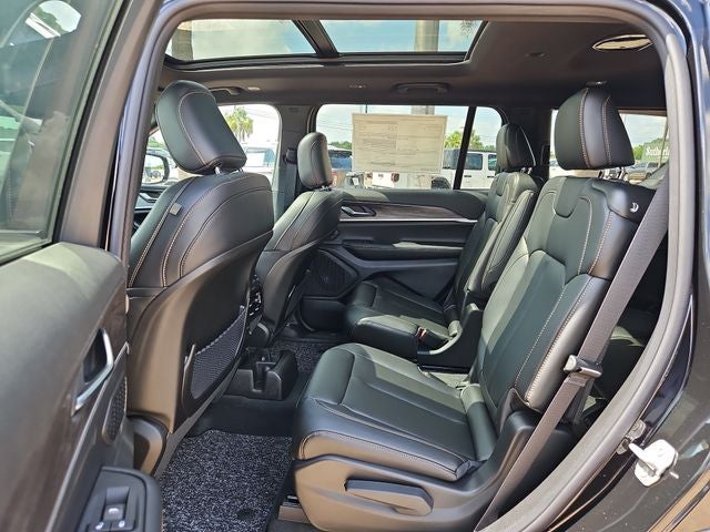 2026 Jeep Grand Cherokee L 85th Anniversary Edition