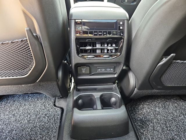 2026 Jeep Grand Cherokee L 85th Anniversary Edition