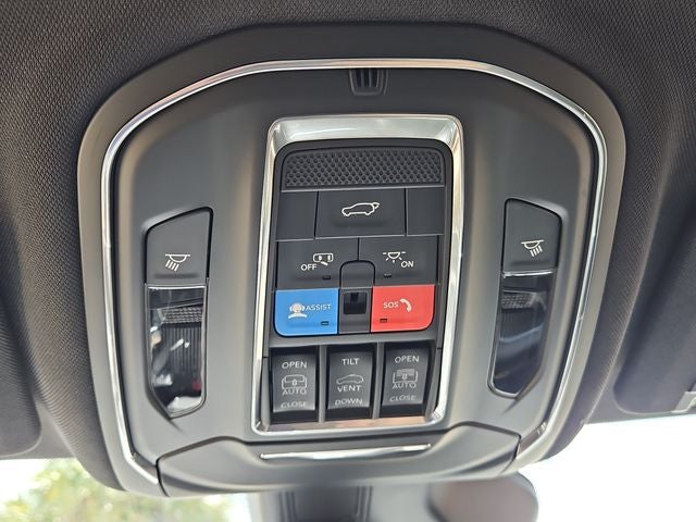 2026 Jeep Grand Cherokee L 85th Anniversary Edition