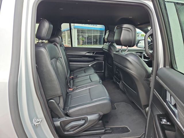 2023 Jeep Wagoneer L Series III