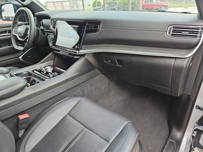 2023 Jeep Wagoneer L Series III