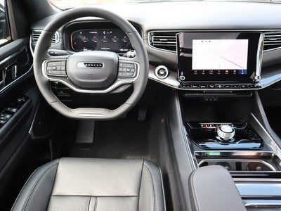 2024 Jeep Wagoneer Base