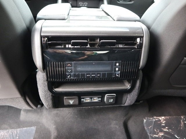 2024 Jeep Wagoneer Base