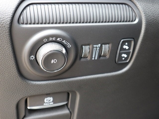 2024 Jeep Wagoneer Base