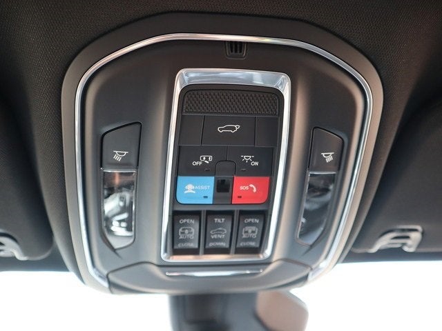 2024 Jeep Wagoneer Base