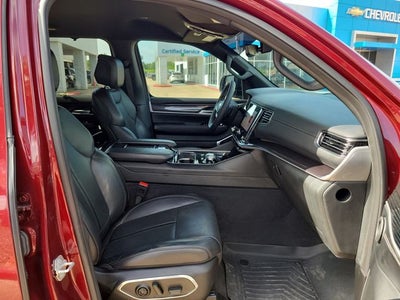2024 Jeep Wagoneer Base