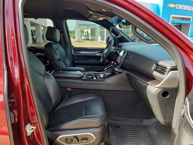 2024 Jeep Wagoneer Base
