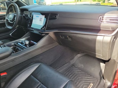 2024 Jeep Wagoneer Base