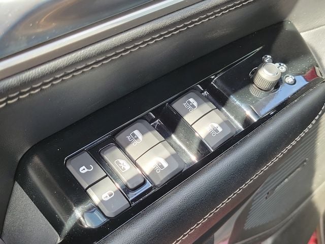 2024 Jeep Wagoneer Base