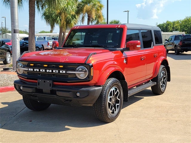 2024 Ford Bronco Outer Banks