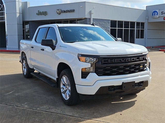 2022 Chevrolet Silverado 1500 Custom