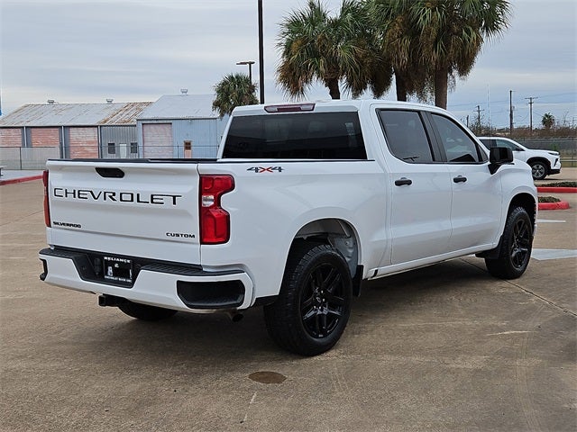 2022 Chevrolet Silverado 1500 LTD Custom