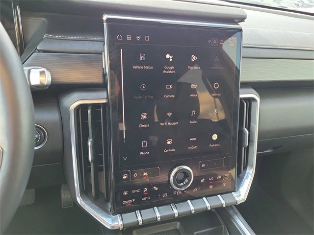 2024 GMC Acadia Elevation