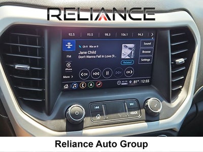 2023 GMC Acadia SLT
