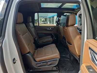 2021 Chevrolet Suburban High Country