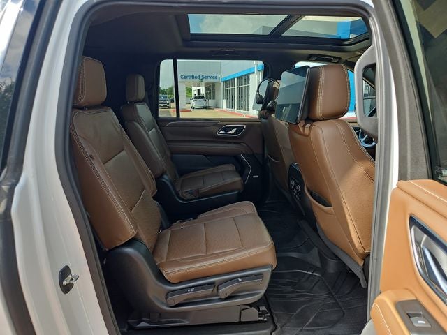 2021 Chevrolet Suburban High Country