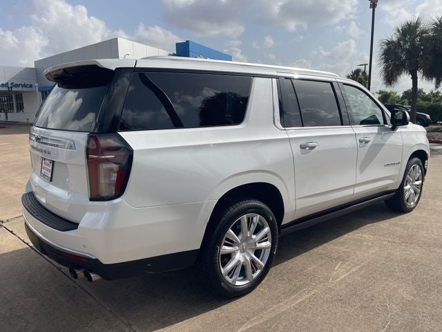 2021 Chevrolet Suburban High Country