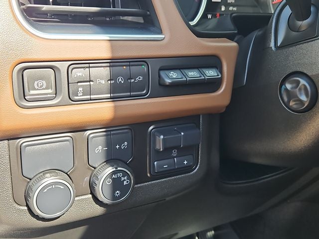 2021 Chevrolet Suburban High Country