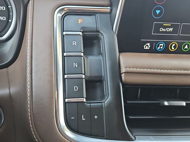 2021 Chevrolet Suburban High Country
