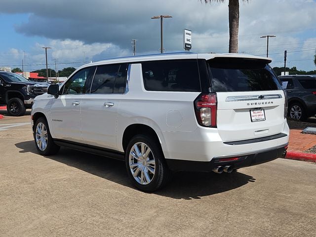 2021 Chevrolet Suburban High Country