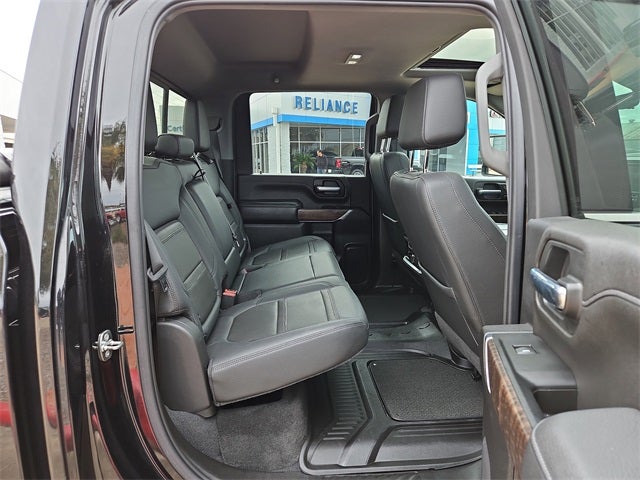 2023 GMC Sierra 2500HD Denali