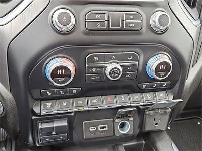 2023 GMC Sierra 2500HD Denali