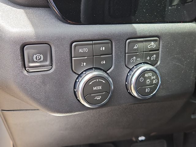 2026 GMC Sierra 2500HD SLT