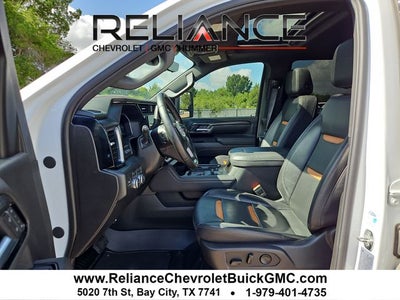 2025 GMC Sierra 2500HD AT4