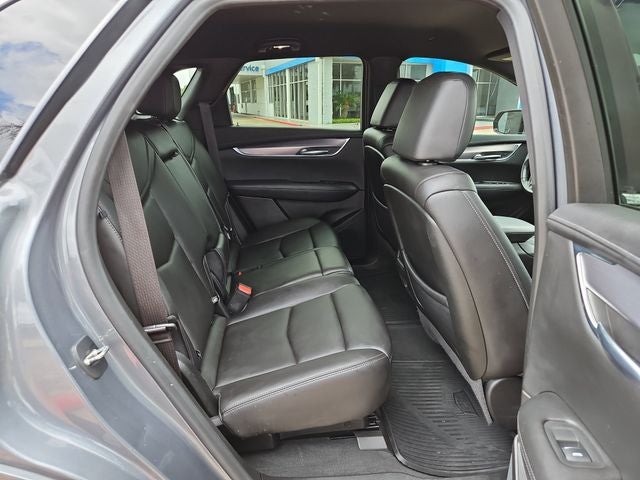 2021 Cadillac XT5 Luxury