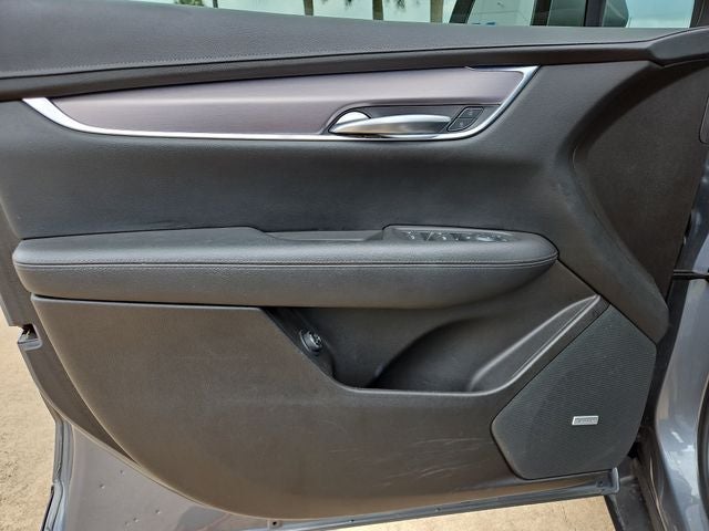 2021 Cadillac XT5 Luxury