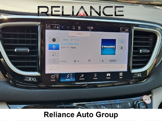 2024 Chrysler Pacifica Touring L