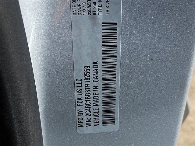 2026 Chrysler Pacifica Select