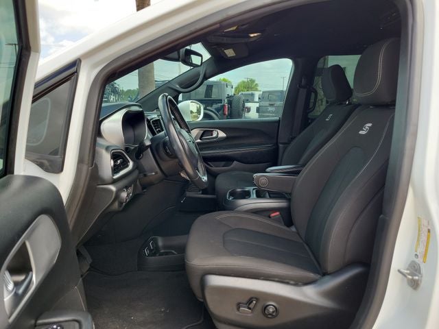2020 Chrysler Pacifica Touring